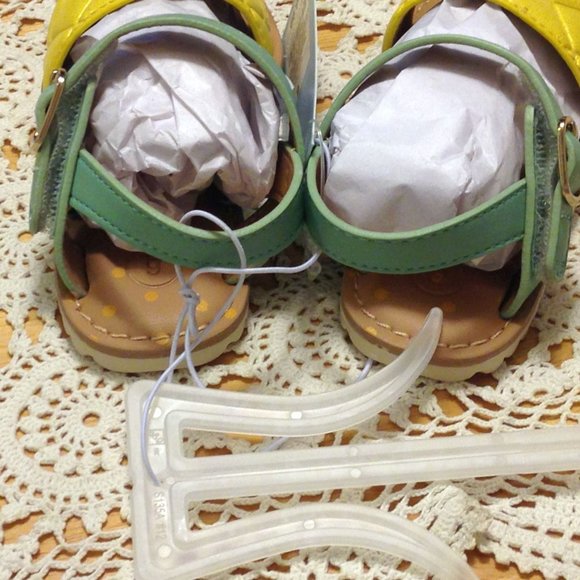 Cat & Jack  sandals, size 6, new with tags - Picture 5 of 7